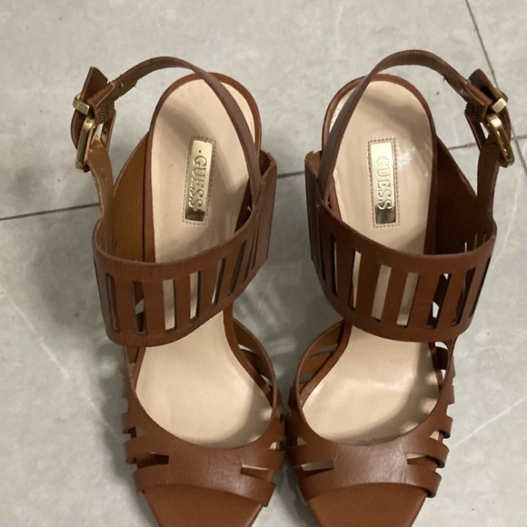 Guess Kabirra platform leather stiletto brown and gold heal new condition size 9 - Picture 3 of 5